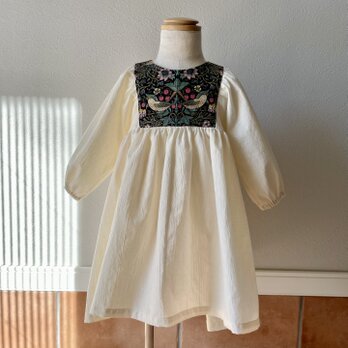 （８０ｃｍ）puffed sleeves dress／William Morris／Strawberry Thiefの画像